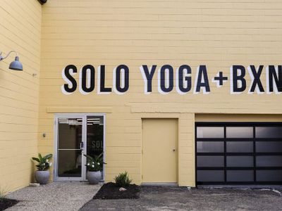 SOLO YOGA + BXNG