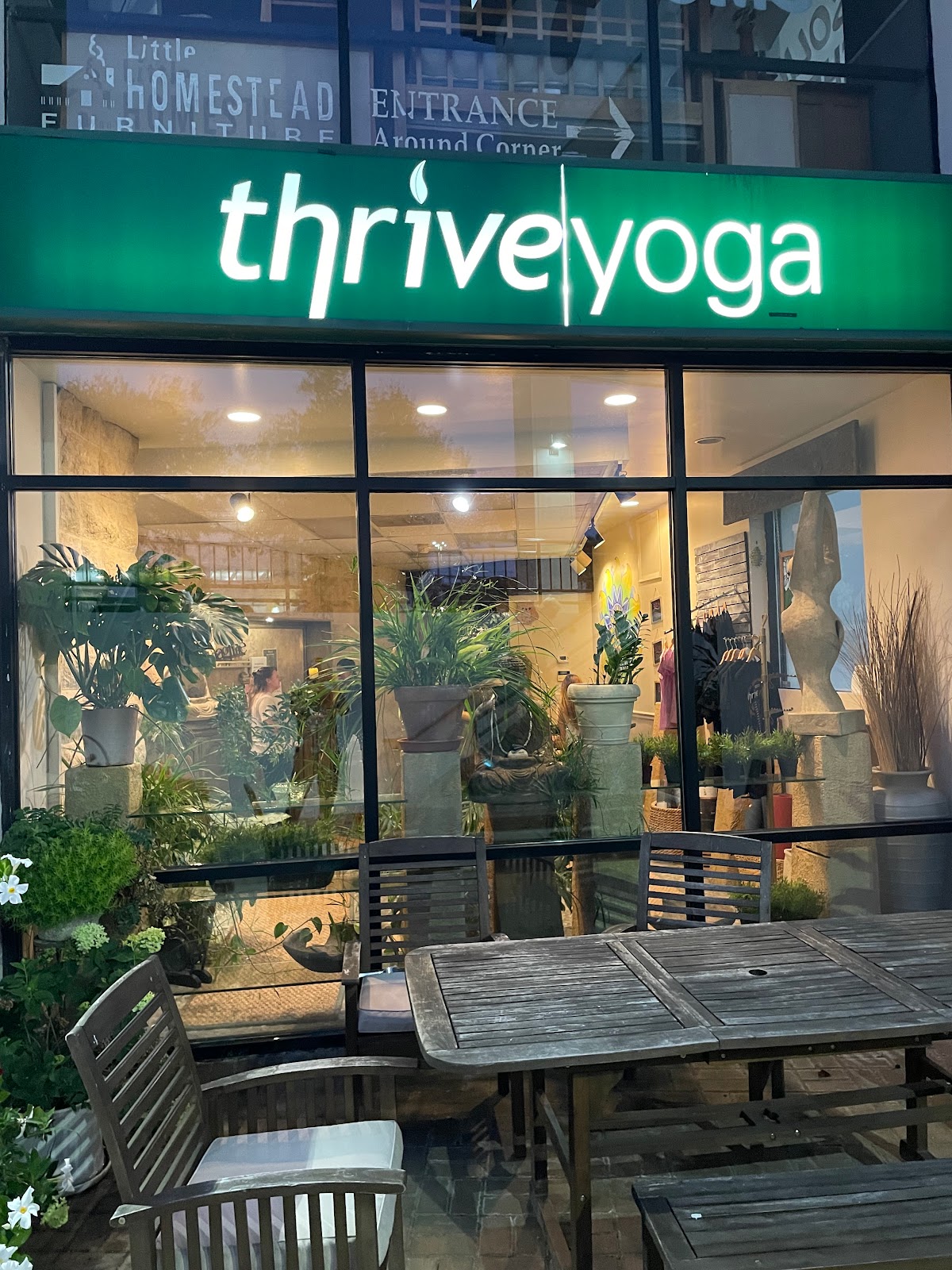 Thrive Yoga