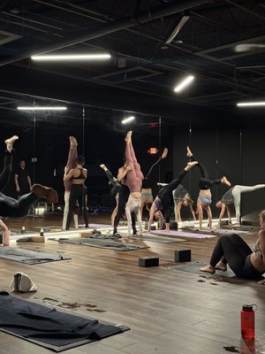 No Limits HIIT & YOGA