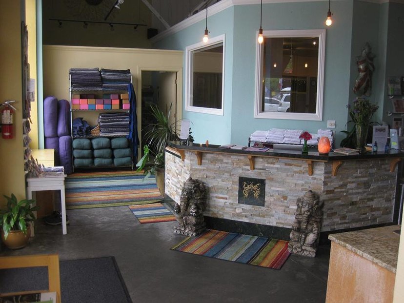 Village Yoga Santa Cruz