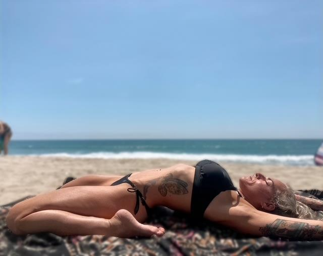 Online Regulate & Restore — Freedom to Dress