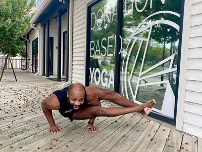 Black Swan Yoga Midtown
